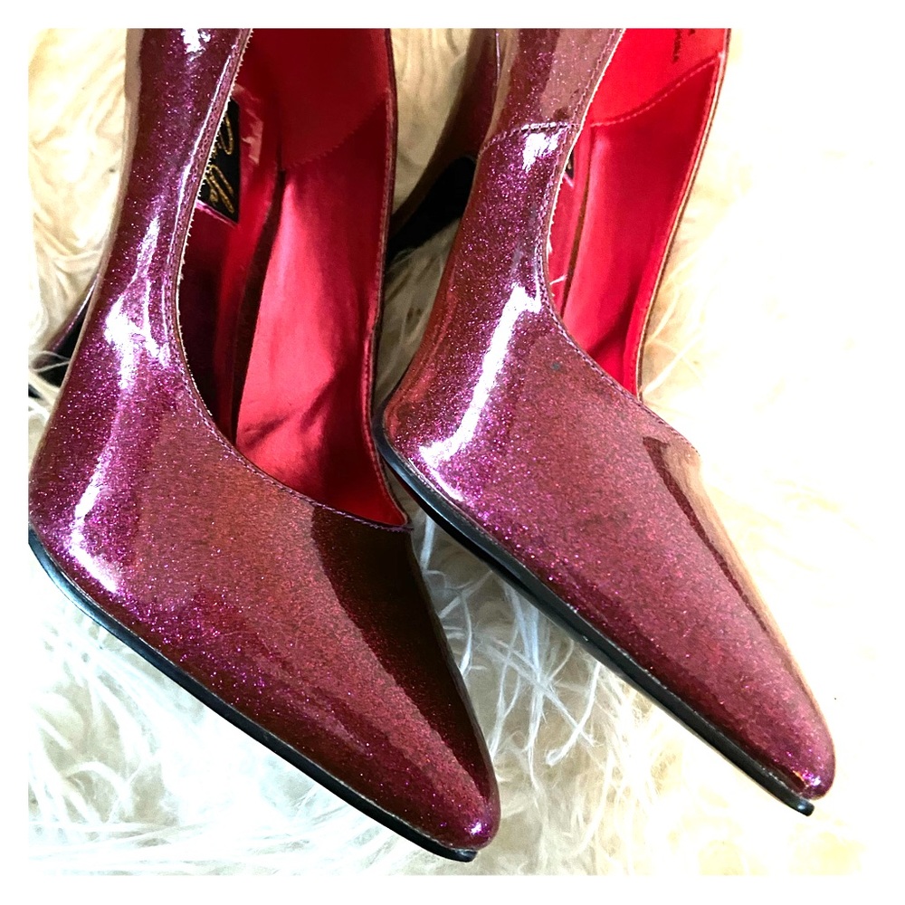 Glitter Pumps sale pending